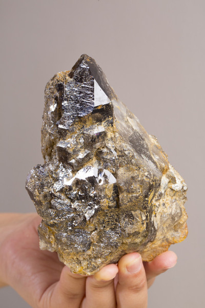 烟熏,
矿物样品石岩石地质宝石晶体
