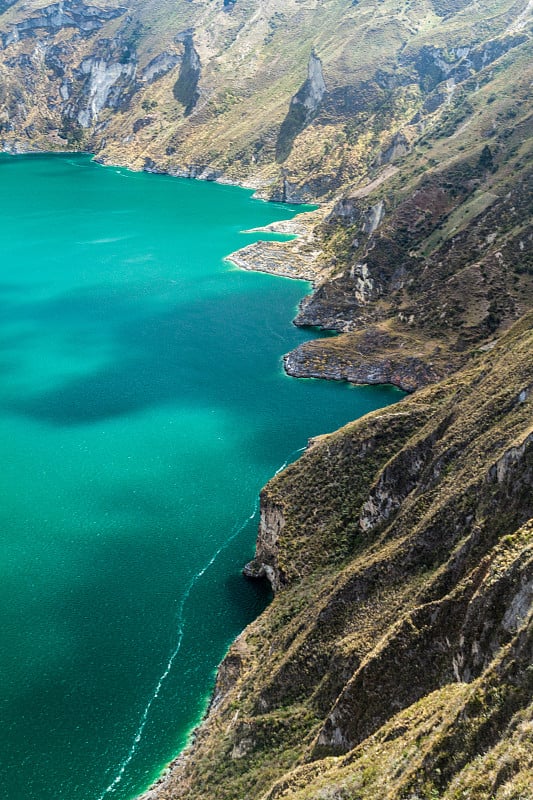 拉古纳基罗托阿-厄瓜多尔火山口湖