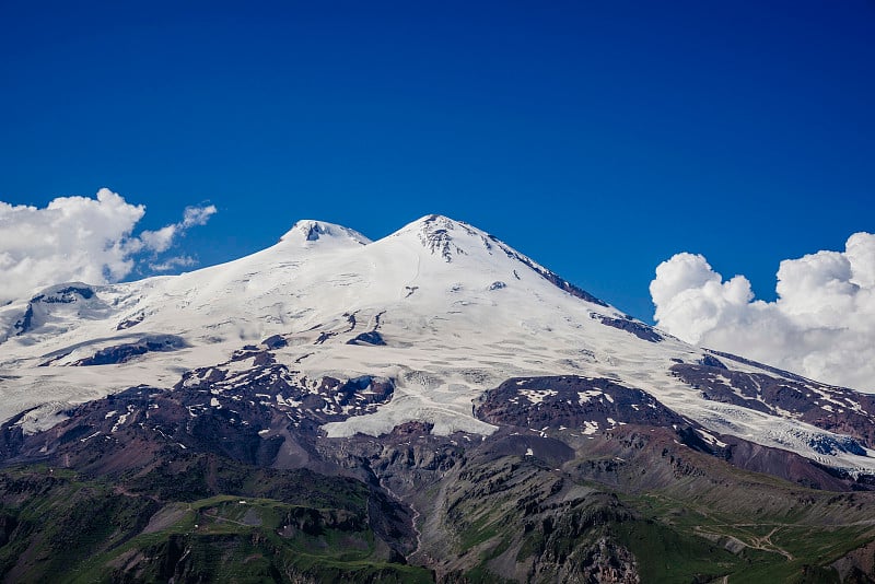 埃尔布鲁斯山