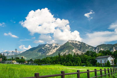 特伦蒂诺山的全景图