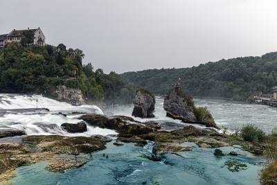 Neuhausen am Rheinfall，