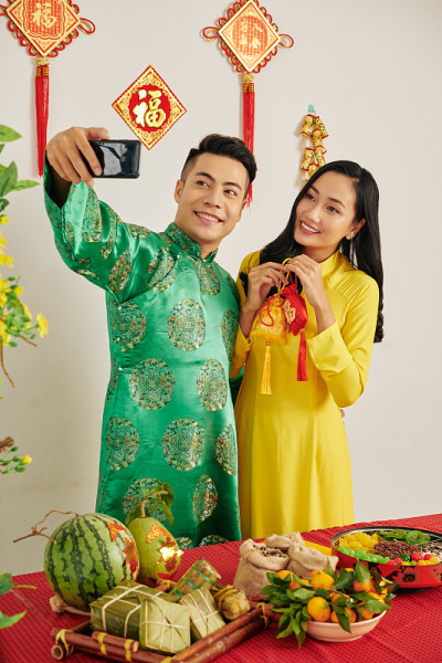 在泰特拍摄情侣照片
