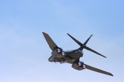 美国空军B-1B枪骑兵加力
