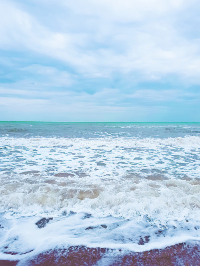 海滩上美丽的暴风雨