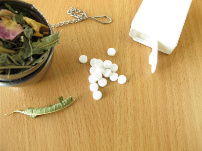 茶香草和甜味剂片