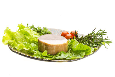 熏肉和蔬菜