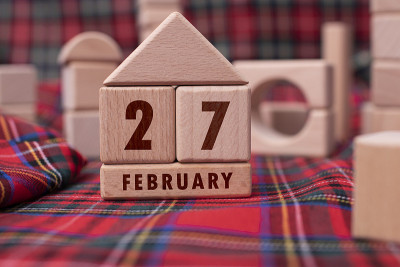 2月27日