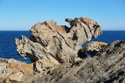 西班牙克鲁斯角海岸天然岩层