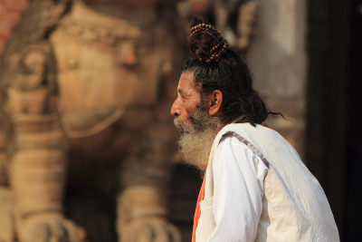 Heiliger Sadhu von Bhaktapur尼泊尔报道
