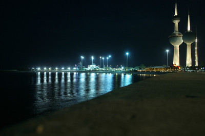 科威特城和塔的夜晚