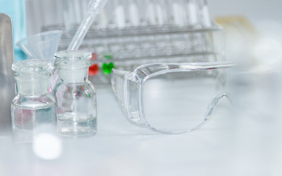 实验室玻璃器皿，用于化学液体，科学研究