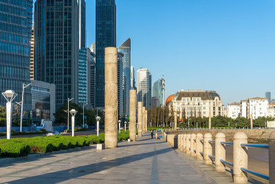 青岛金融中心街景