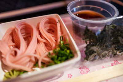 往返日本的航空(航班)膳食