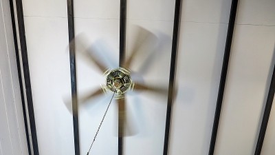 吊扇旋转