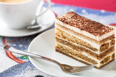 Tiramisu cake