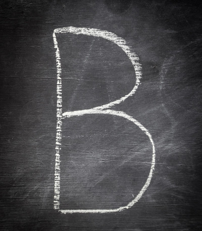 字母B