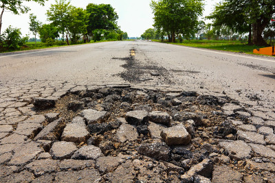 坑上高速公路。