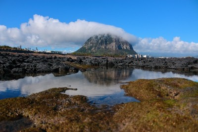 山房山，海岸，云;