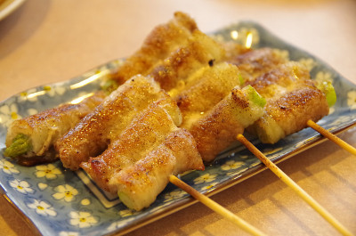 猪包芦笋(日本料理)