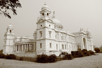 维多利亚纪念馆及其庭院，加尔各答(加尔各答)，印度