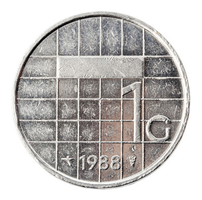 孤立的1个金色-正面的尾巴