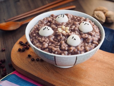 韩国传统食物红豆粥
