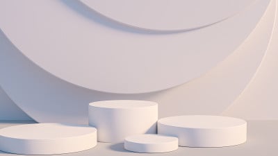 产品设置平台白色抽象极简几何，最小的光线室内，对象放置，抽象的灰色背景房间，3d渲染，