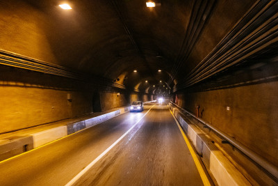 公路隧道山照明灯具