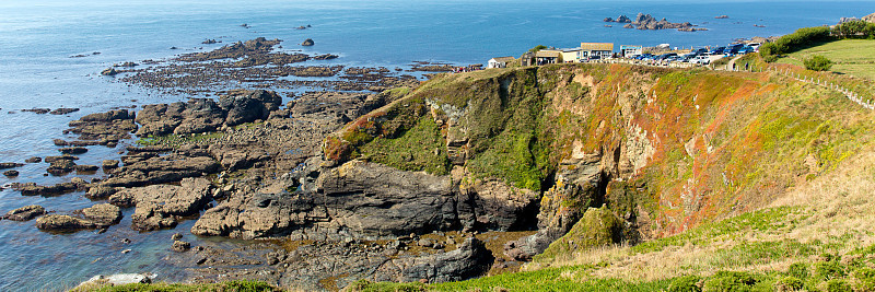 英国康沃尔郡的蜥蜴半岛夏日全景