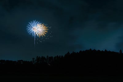 夜空的火箭
