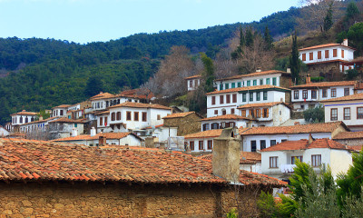 西伦斯村