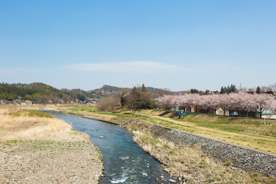 春天Abukuma河