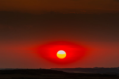 红色的夕阳