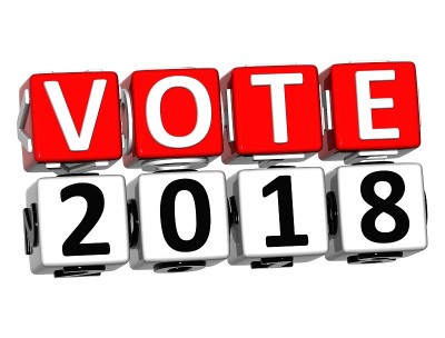 3D块红色文本投票2018年在白色背景。