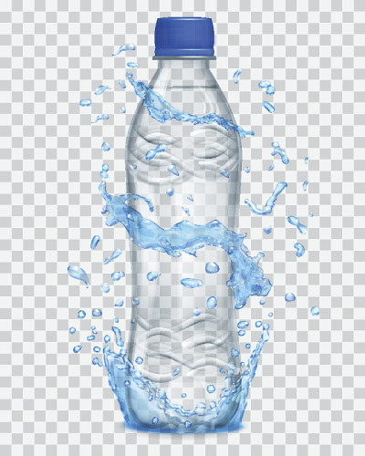 透明的水溅在装有矿泉水的塑料瓶周围