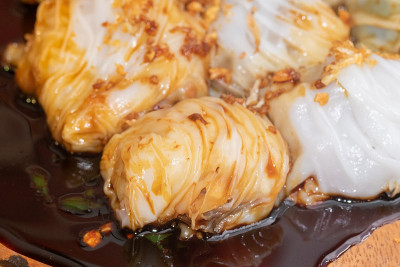 香葱饺子或泰国桂菜酱