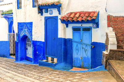 Chefchaouen，一座有着蓝色房屋的城市。一个有着狭窄、美丽、蓝色街道的城市。