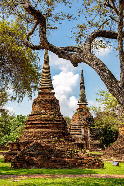 泰国大城府历史名城大城府的大城府寺僧佛寺，在冠状病毒感染期间是空的