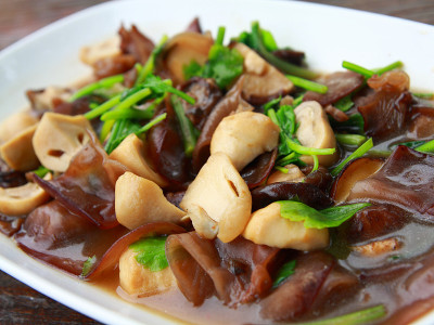 蘑菇炒