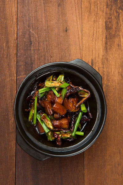 干辣椒巴骨茶，马来西亚炖猪肉