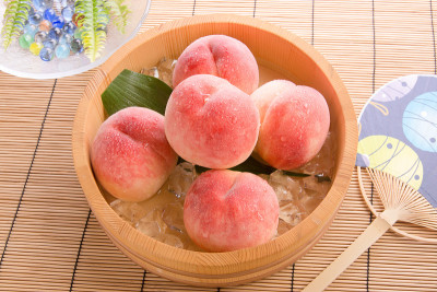 白桃子
