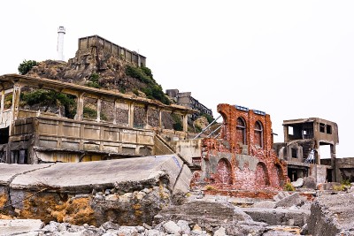 废弃的岛(Gunkanjima)