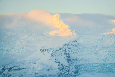 冰岛Fjallsárlón湖雪山的