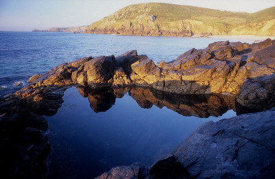 岩石池,Pendeen