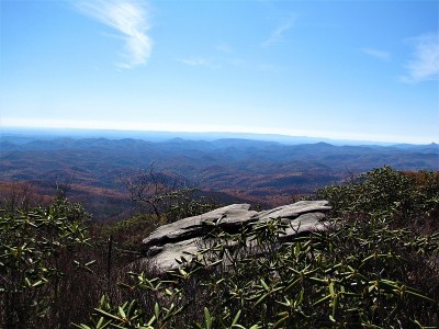 蓝岭山脉岩石小