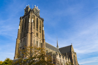 教堂被称为Grote或Onze Lieve Vrouwekerk, Dordrecht