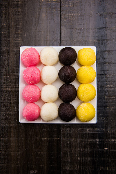 gulab jamun / rasgulla / chamcham /时钟