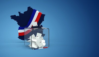投票箱-法国总统选举的白色背景