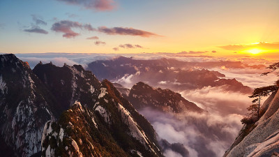 华山国家公园日落山景。