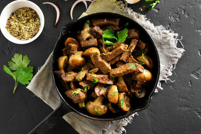 蘑菇烩牛肉